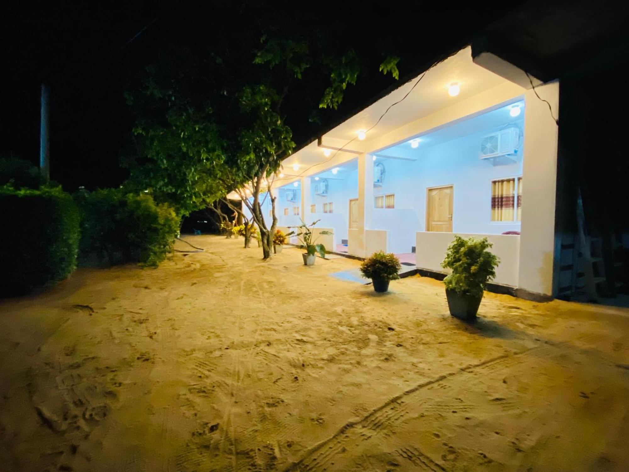 Dolphin Village Alankuda المظهر الخارجي الصورة