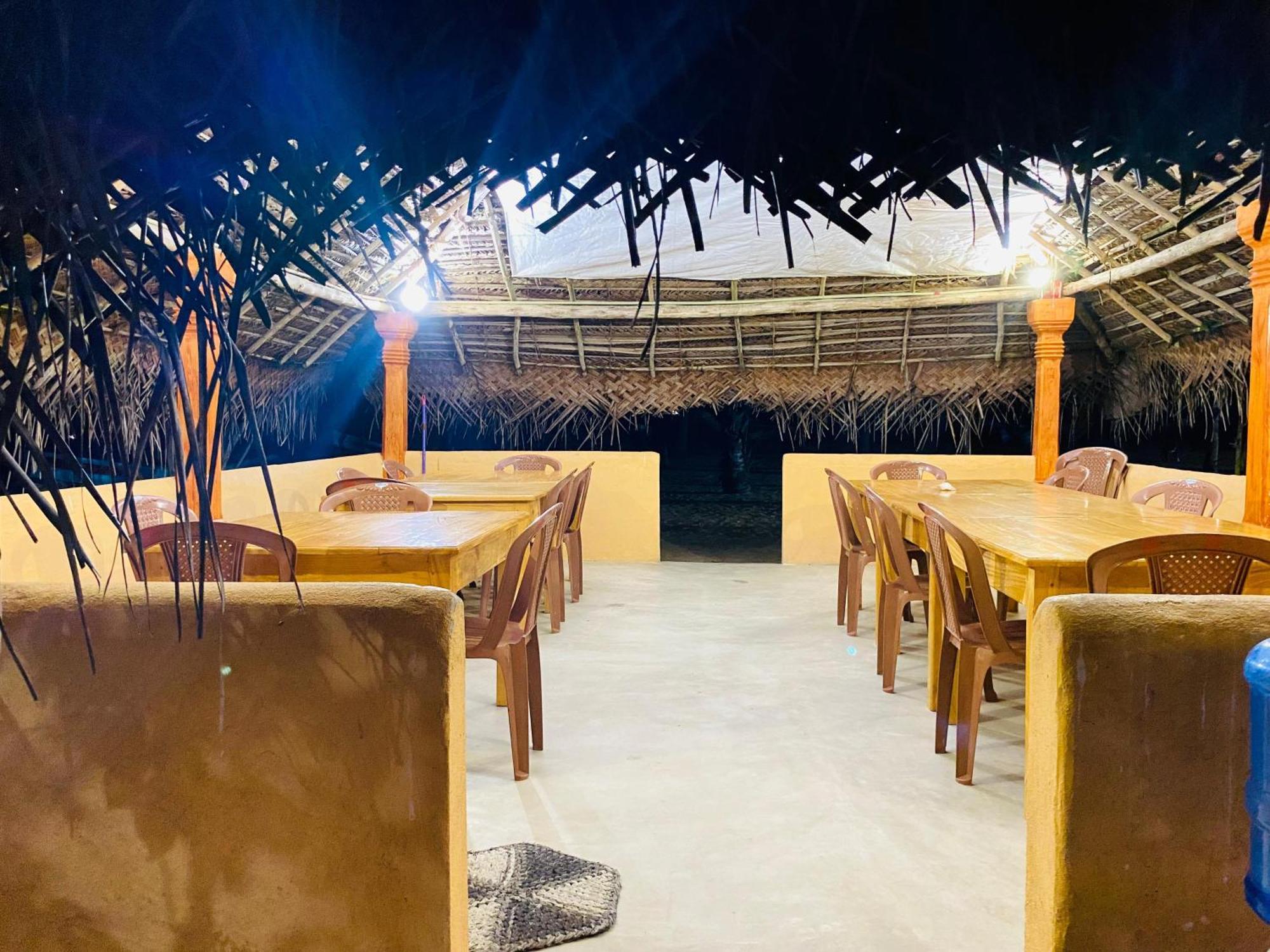 Dolphin Village Alankuda المظهر الخارجي الصورة